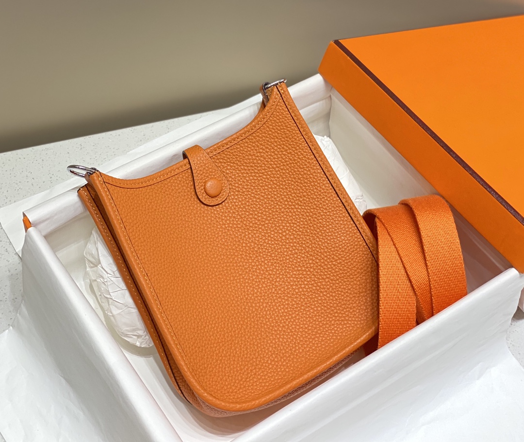 Hermes Evelyne 16 Amazone TPM Shoulder Bag In Orange Clemence Leather